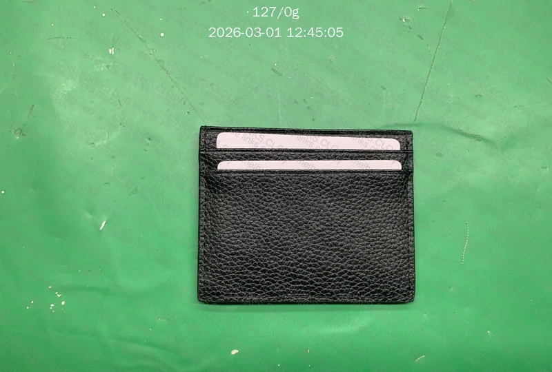 Cardholder Louboutin 3