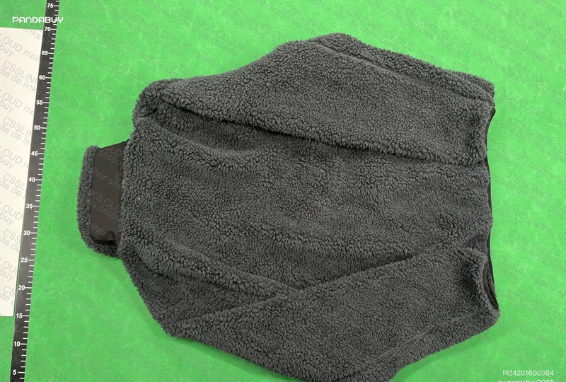 carhartt fleece jacket 3