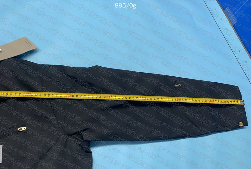Carhartt WIP x Invincible 4