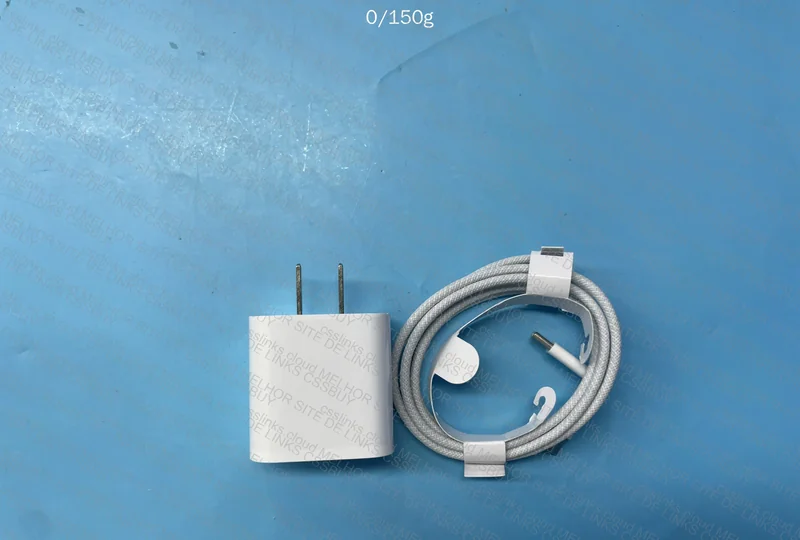 30W Charger + USB-C Cable with Apple Certification (iPhone 15, 16, 17, iPad, Macbook) 2