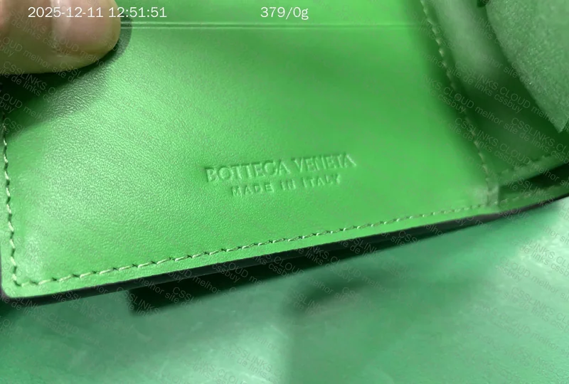 Bottega Veneta Wallet 4