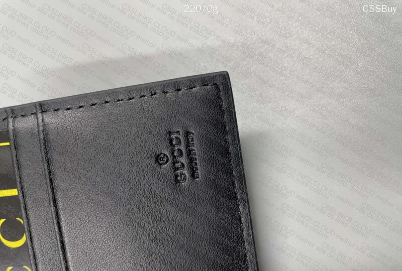 Gucci Wallet 4