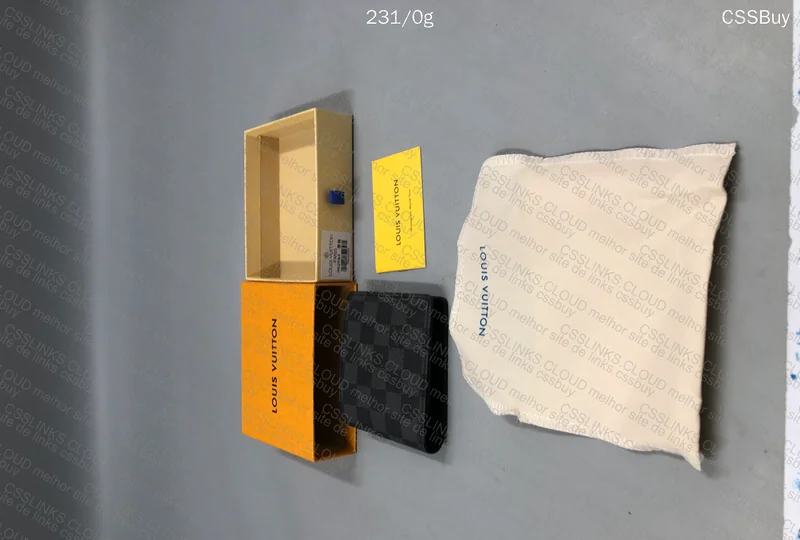 Louis Vuitton Wallet 3