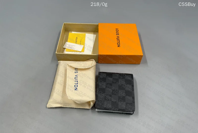 Louis Vuitton Wallet 3