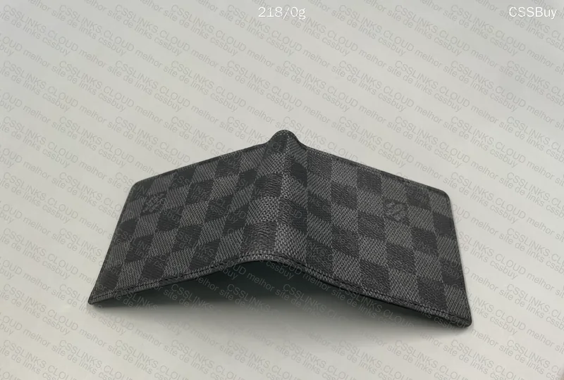 Louis Vuitton Wallet 4