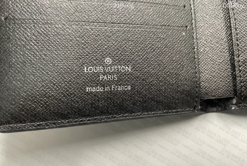 Louis Vuitton Wallet 5