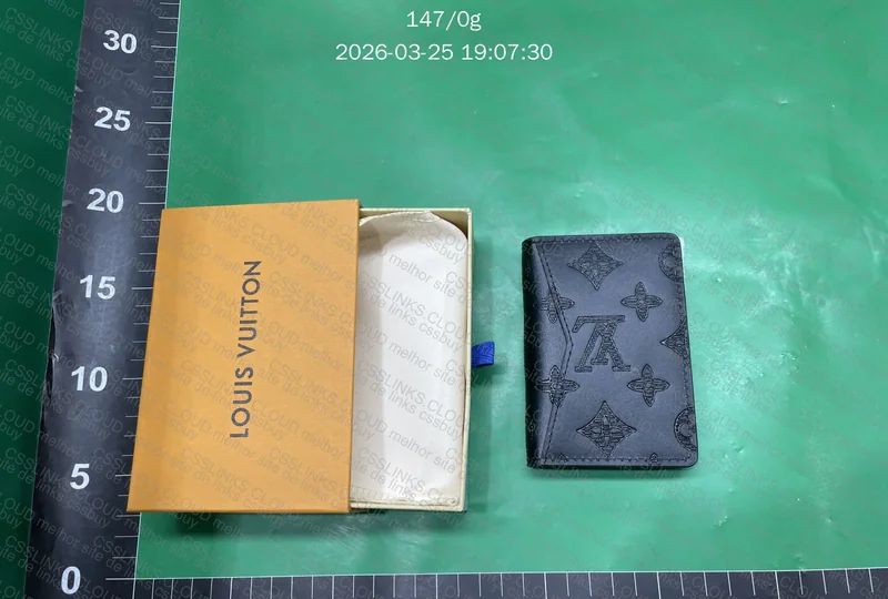 Carteira Louis Vuitton