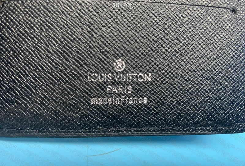Louis Vuitton Wallet (Cheap) 4