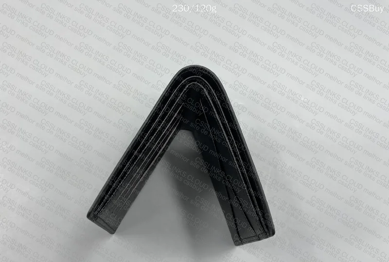 LV Silver Flower Wallet 100¥ 6