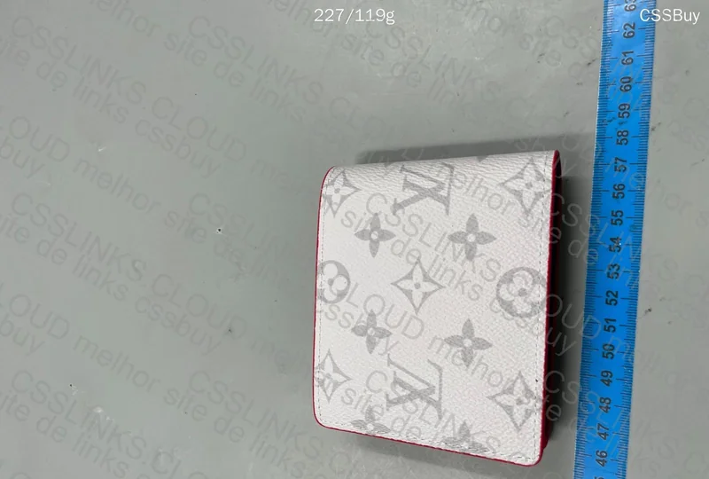 LV x NBA Wallet 5