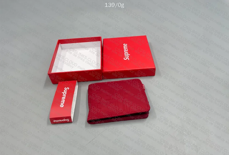 Supreme Wallet + Nike Socks 6