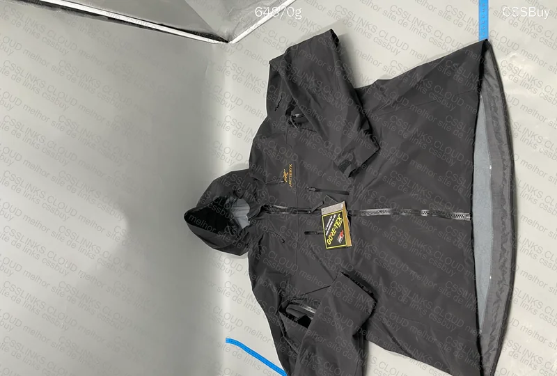 ArcTeryx Alpha SV (GoreTex) Coat 3