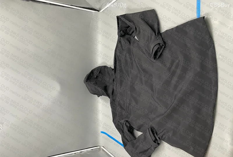 ArcTeryx Alpha SV (GoreTex) Coat 5