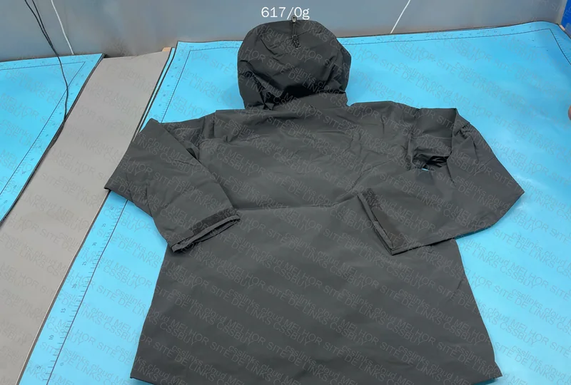 Arc'teryx Alpha SV7 Waterproof Coat