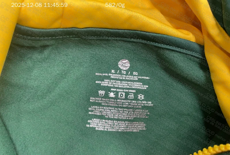 Green Bay Packers Jacket - Very Good!