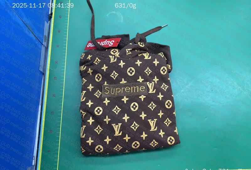 LV x Supreme Jacket (725 Cafe/Brown) 2