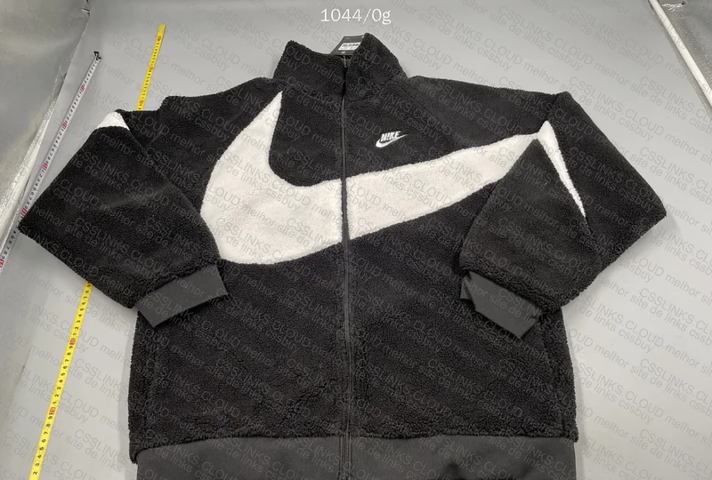 Nike Big Swoosh Hoodie 3