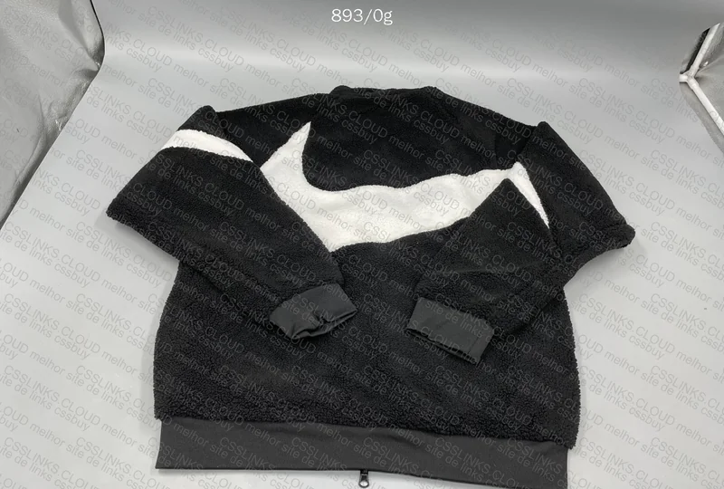 Nike Big Swoosh Hoodie 4