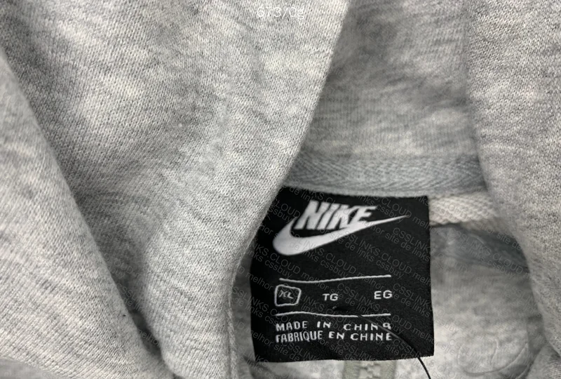 Nike Club Hoodie 5