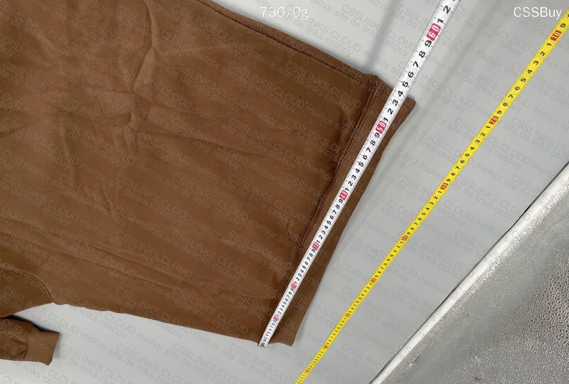 Nike Mini Swoosh Hoodie 8