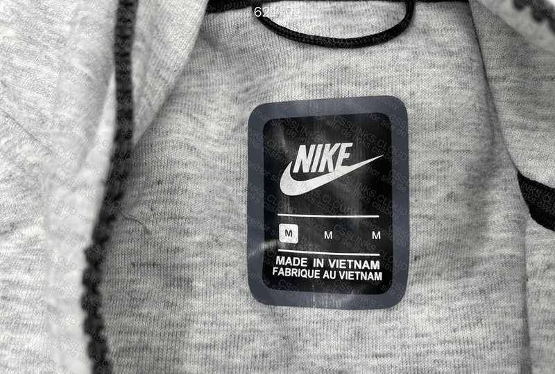 Nike Tech Fleece Jacket (with measurements) 3