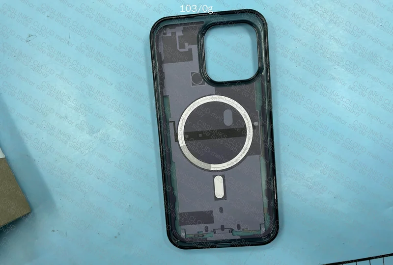 Spigen 15 Pro Max Case