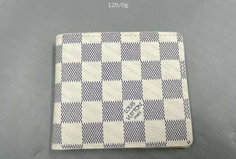 Louis Vuitton White Wallet 4