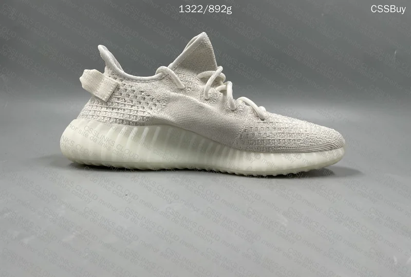 Yeezy Specialists CD 7