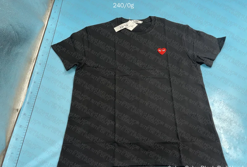 CDG - BLACK HEART RED