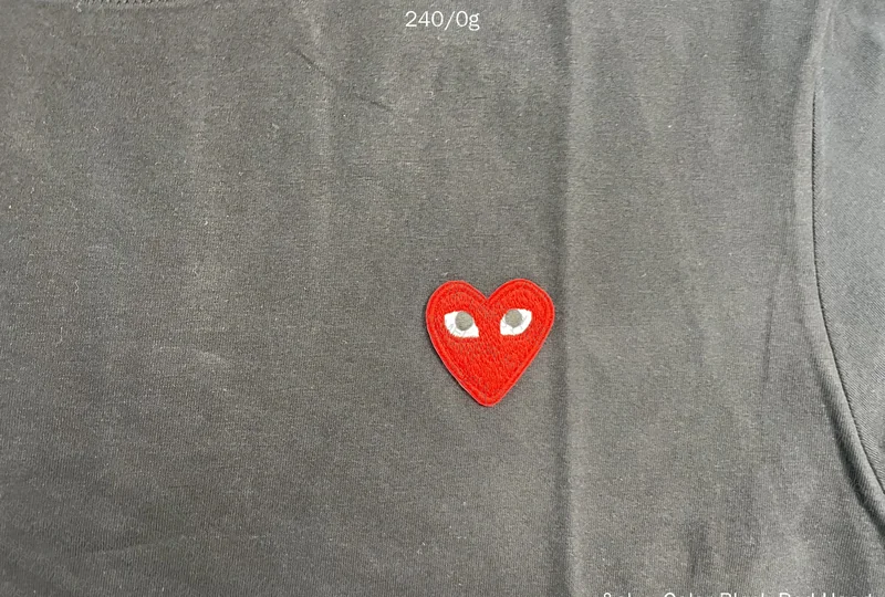 CDG - BLACK HEART RED 2