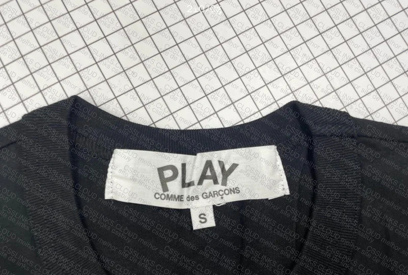 CDG Comme des Garçons Red Heart 3