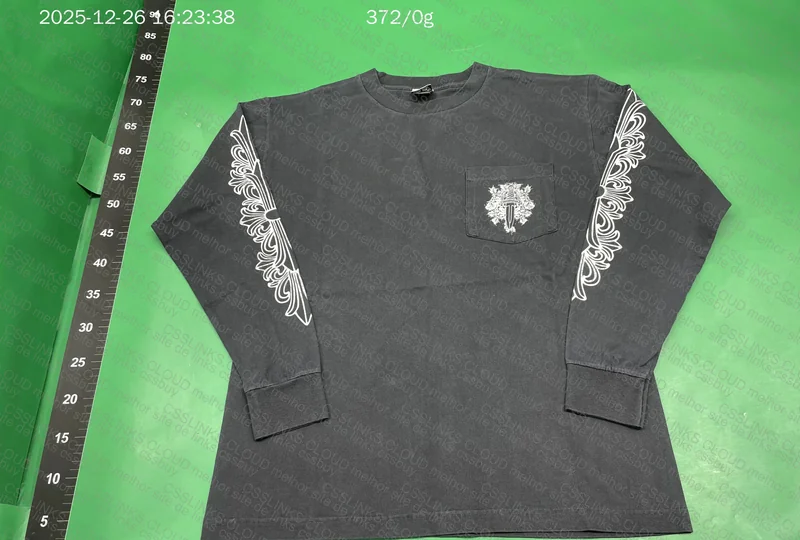 CH VineDagger Pocket Longsleeve