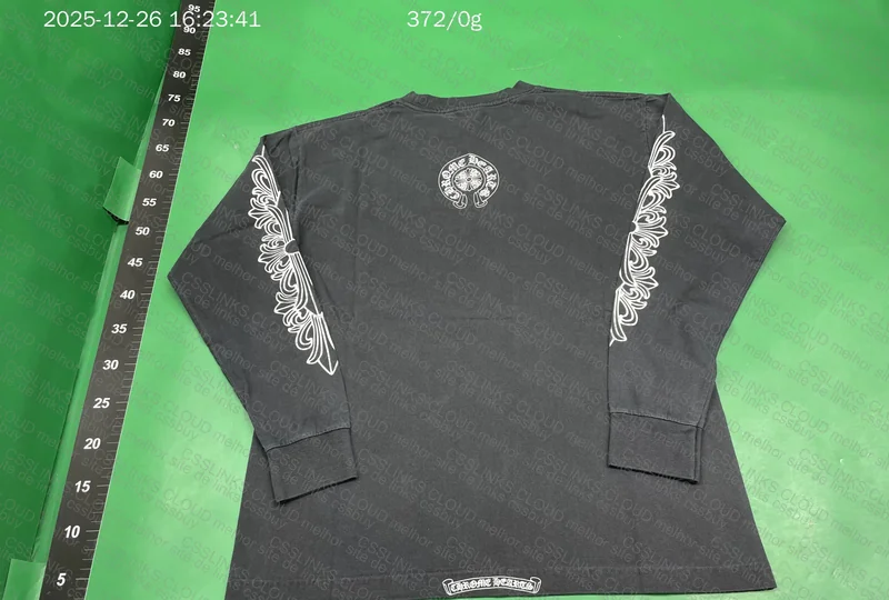 CH VineDagger Pocket Longsleeve 4
