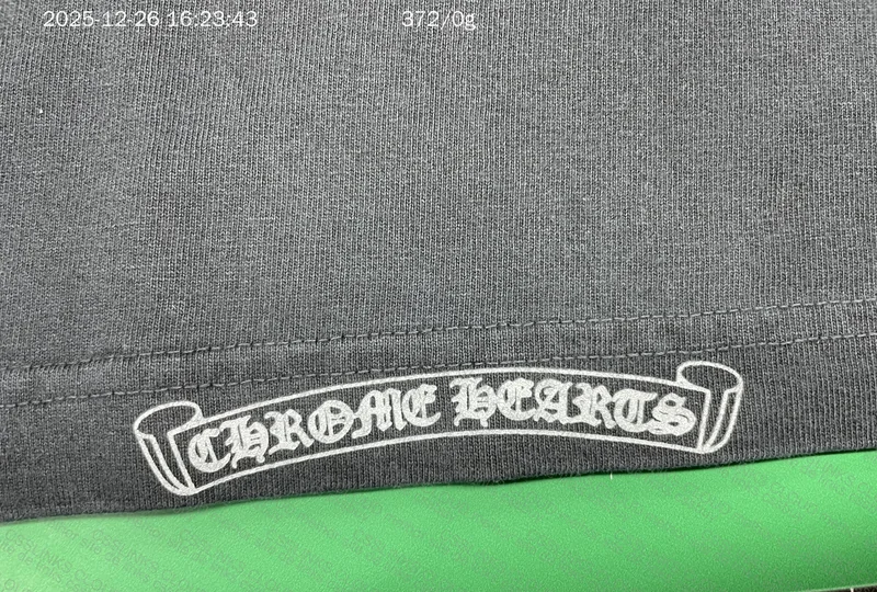 CH VineDagger Pocket Longsleeve 5