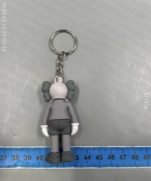 Chaveiro Kaws 2