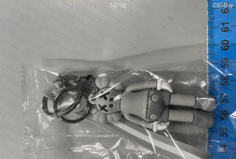 Chaveiro Kaws 2
