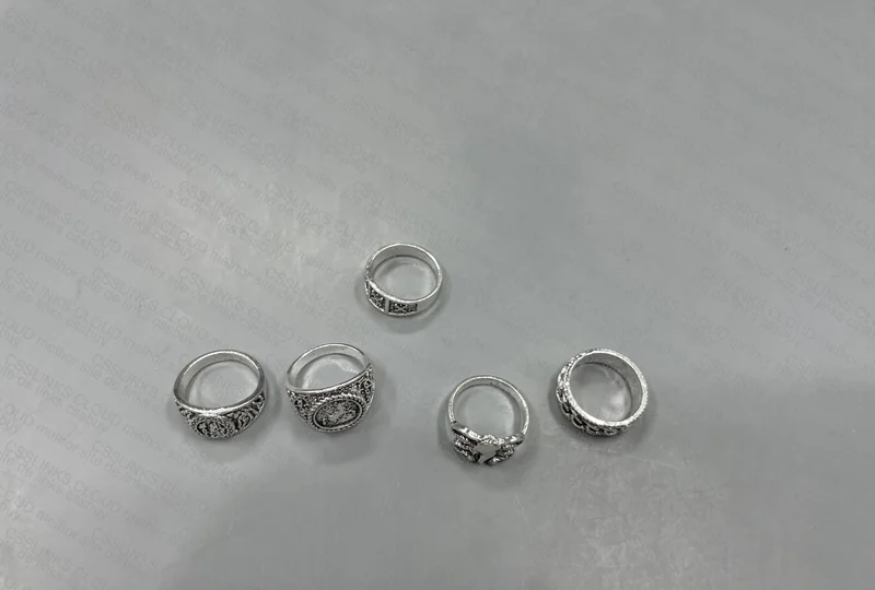Lego Venom Keychain + Assorted Rings 2