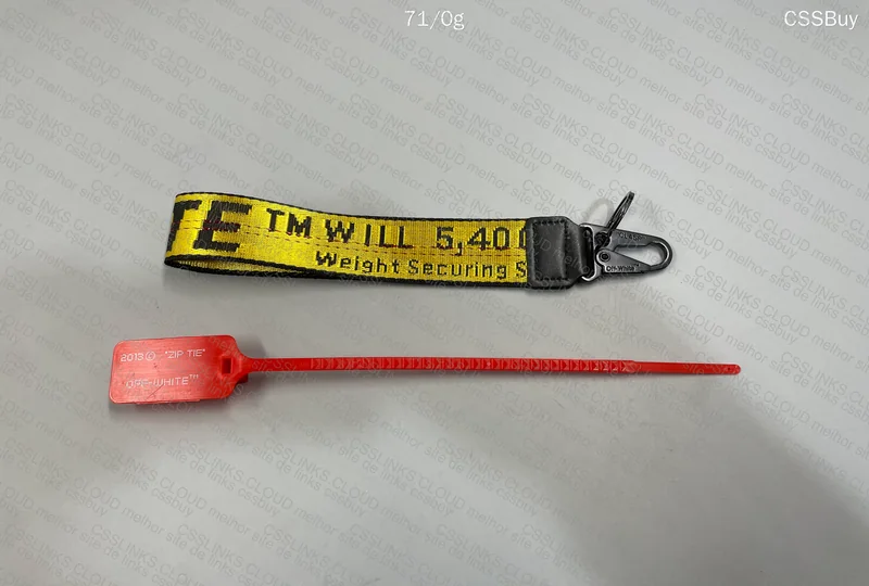 CHAVEIRO OFF-WHITE 2