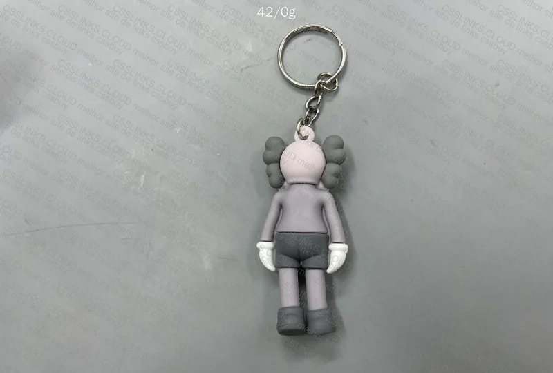 Chaveiros Kaws