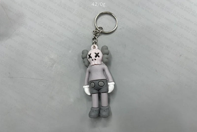 Chaveiros Kaws 2