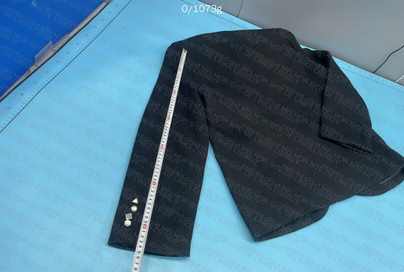 Louis Vuitton Chic Collarless Jacket 6
