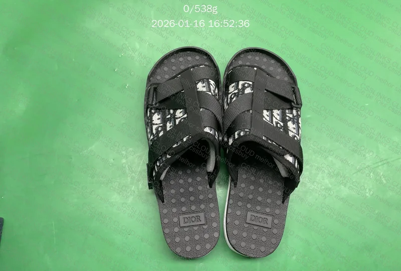 Chinelo Alpha dior 3