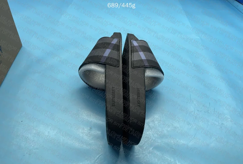 Burberry Slides 7