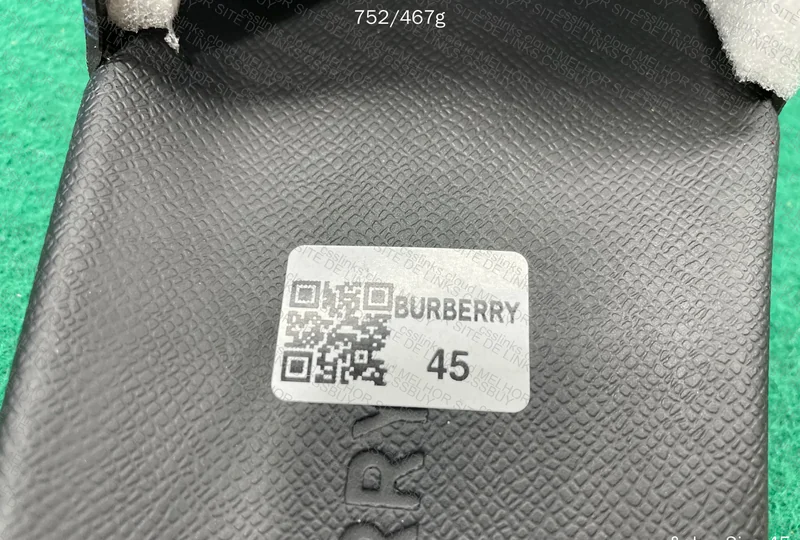 Burberry Slides 4