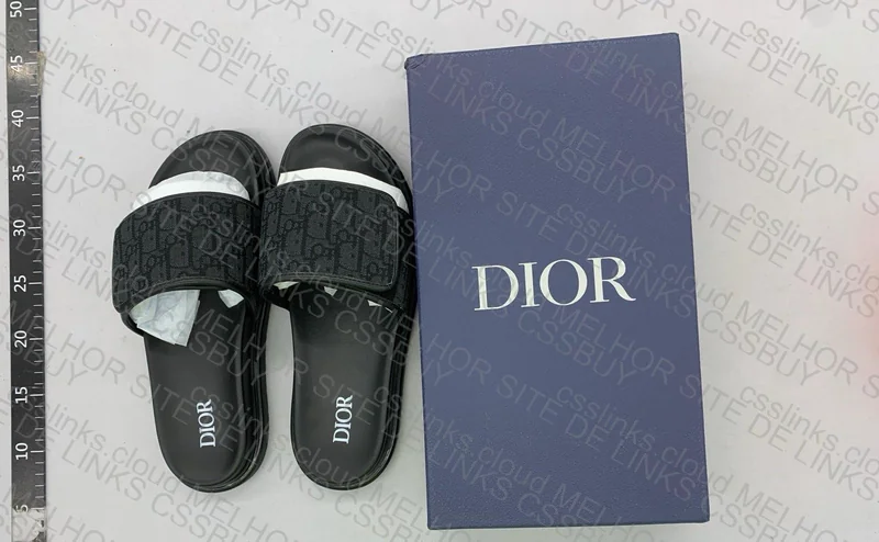 Dior (Slide) 3