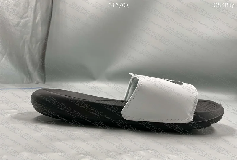 Nike Slides 3