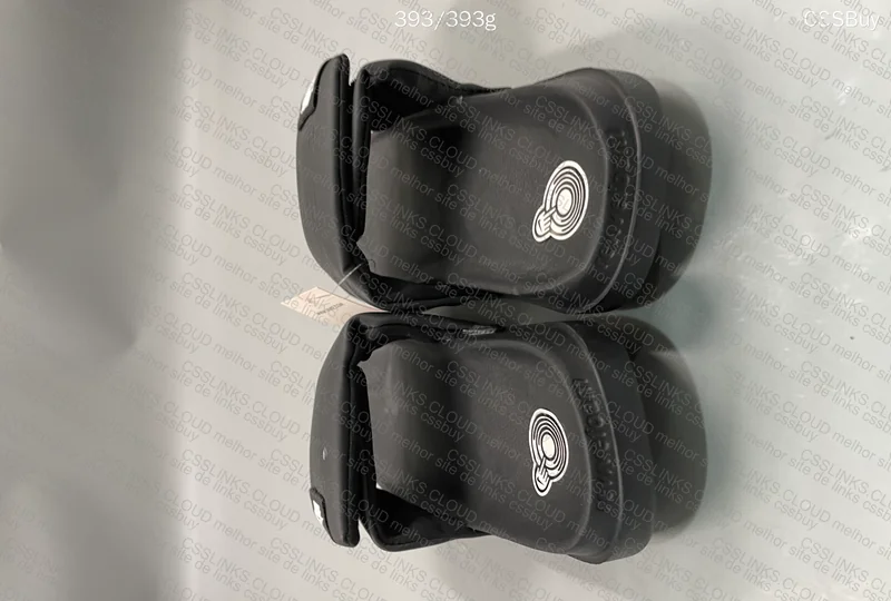 Nike Offcourt Slides 4