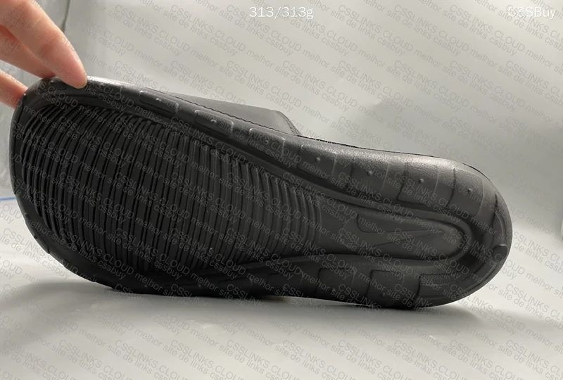 Nike Victory One Slides 8