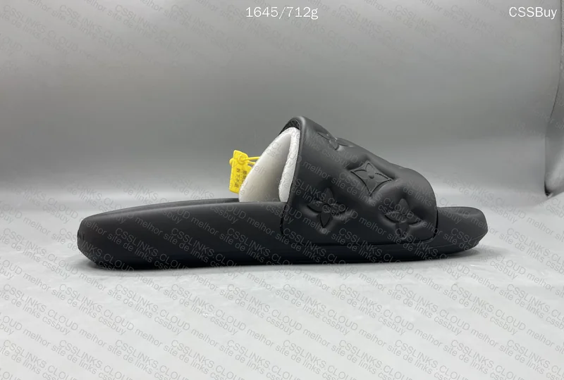 Louis Vuitton Slides 4