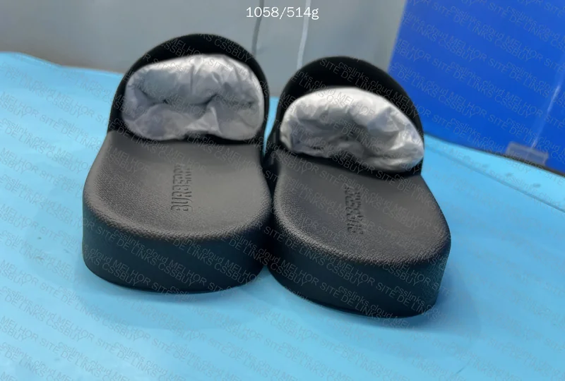 Burberry Slipper 3